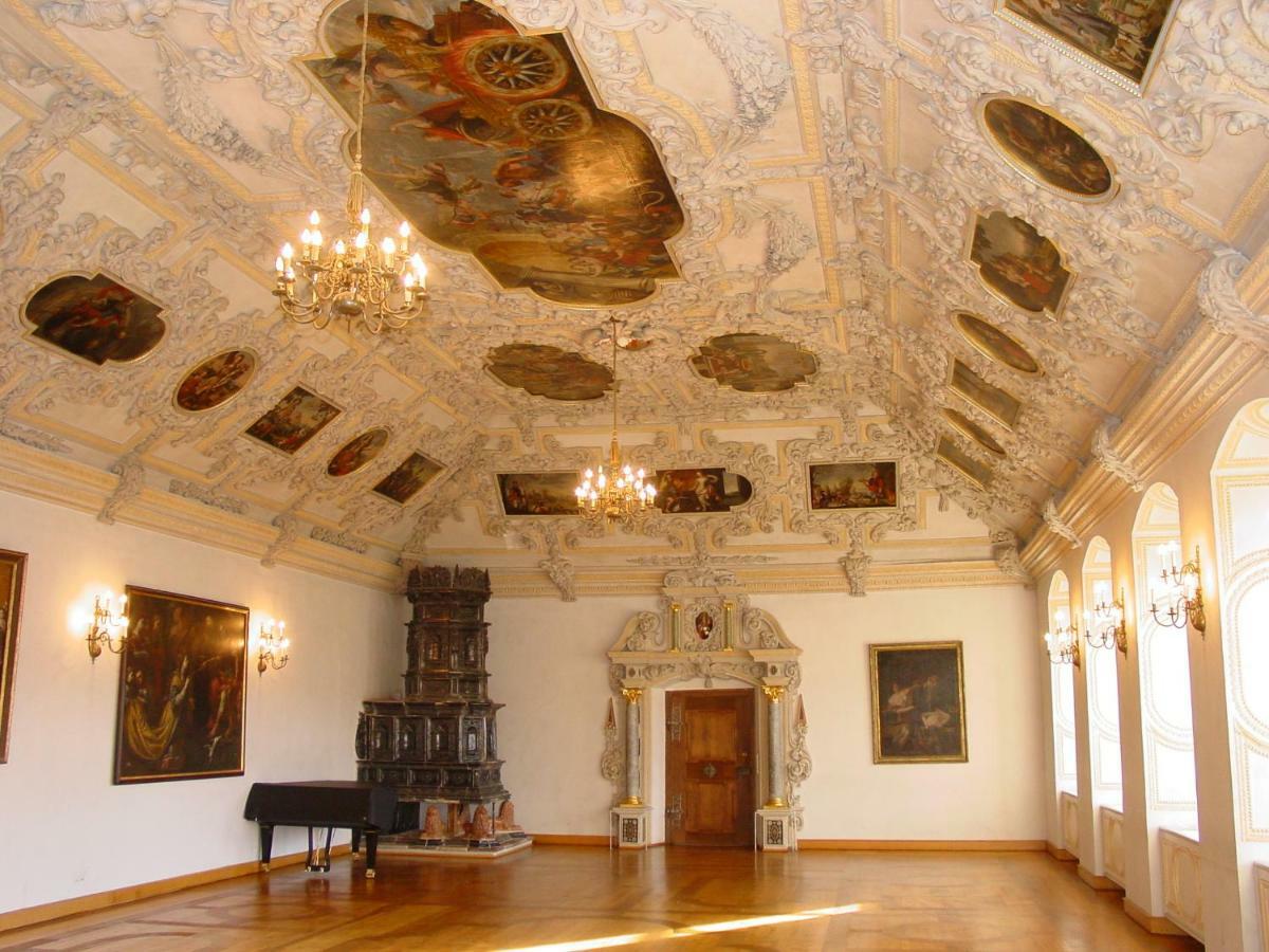 Kloster Benediktbeuern - Gaestehaus Der Salesianer Don Bosco מראה חיצוני תמונה